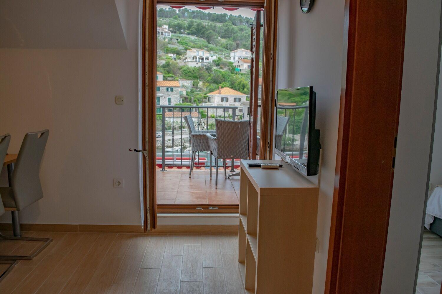 Apartments Daira Stomorska Extérieur photo